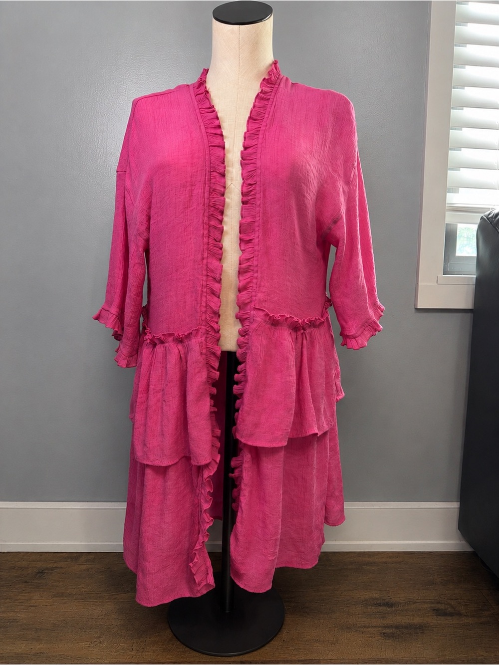 easel Vibrant Pink 100% Tencel Gauze Ruffle Trim Open Front Kimono Cardigan Sm